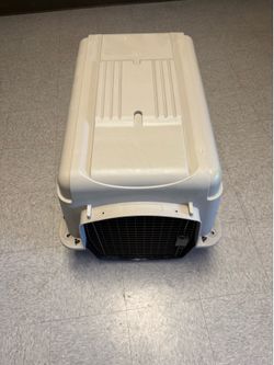 Petmate Pet Travel Kennel Size: Medium 32”