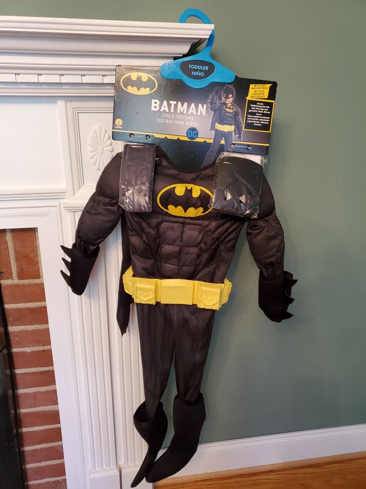 Batman toddler child costume molded belt, mask, gloves NEW