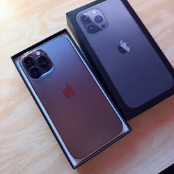 iPhone 13 Pro Max  UNLOCKED