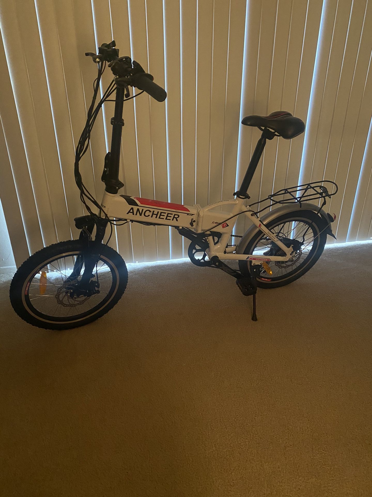 A cheer Electric Bike