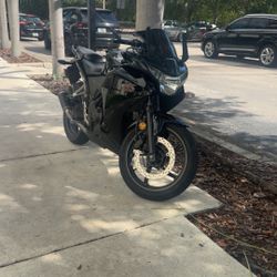 2013 Honda Cbr250r