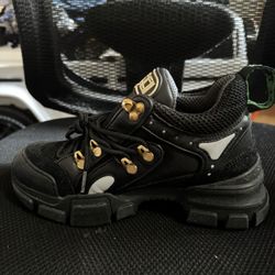 GUCCI wmns flashtrek crystals For Woman 