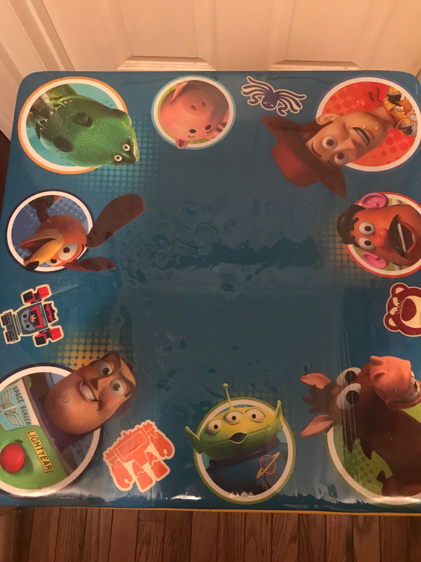 Toy story kids table