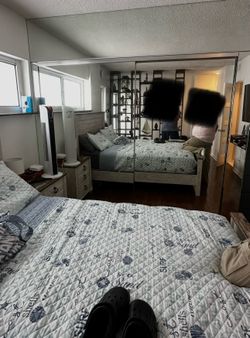 Sliding closet door mirror 90,5 x 80 h free