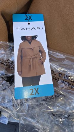 Tahari Coat XXL , 2X  New Price Firm Corona92879 