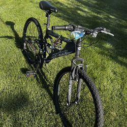 24” Hyper Havoc Mountain Bike – Black