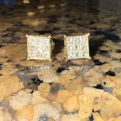 Diamond Earrings 