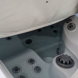 Masterspa Jacuzzi Hot Tub