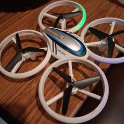 Replacement Avialogic Q9s Drone – NO REMOTE
(Best for someone who broke their drone and needs a new "body")