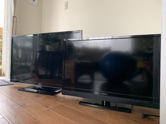 HDTVs mint condition: Sony 42’ and Insignia 32’