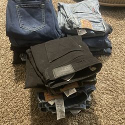20 Pairs Of Women Jeans 