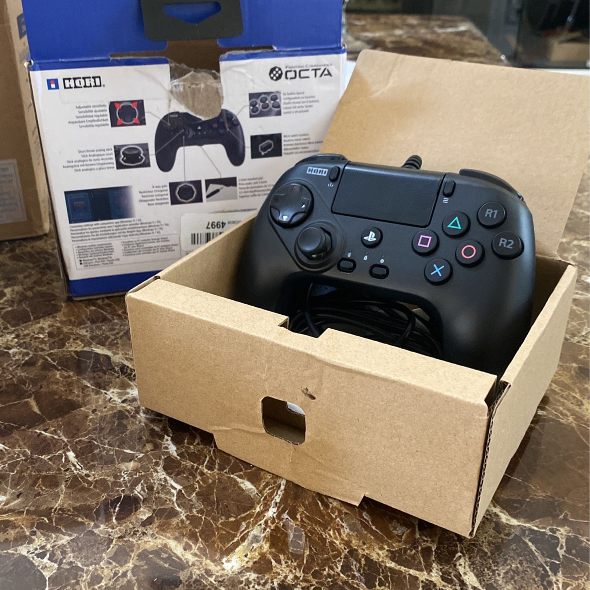 HORI Fighting Commander OCTA - Tournament Grade Fightpad 