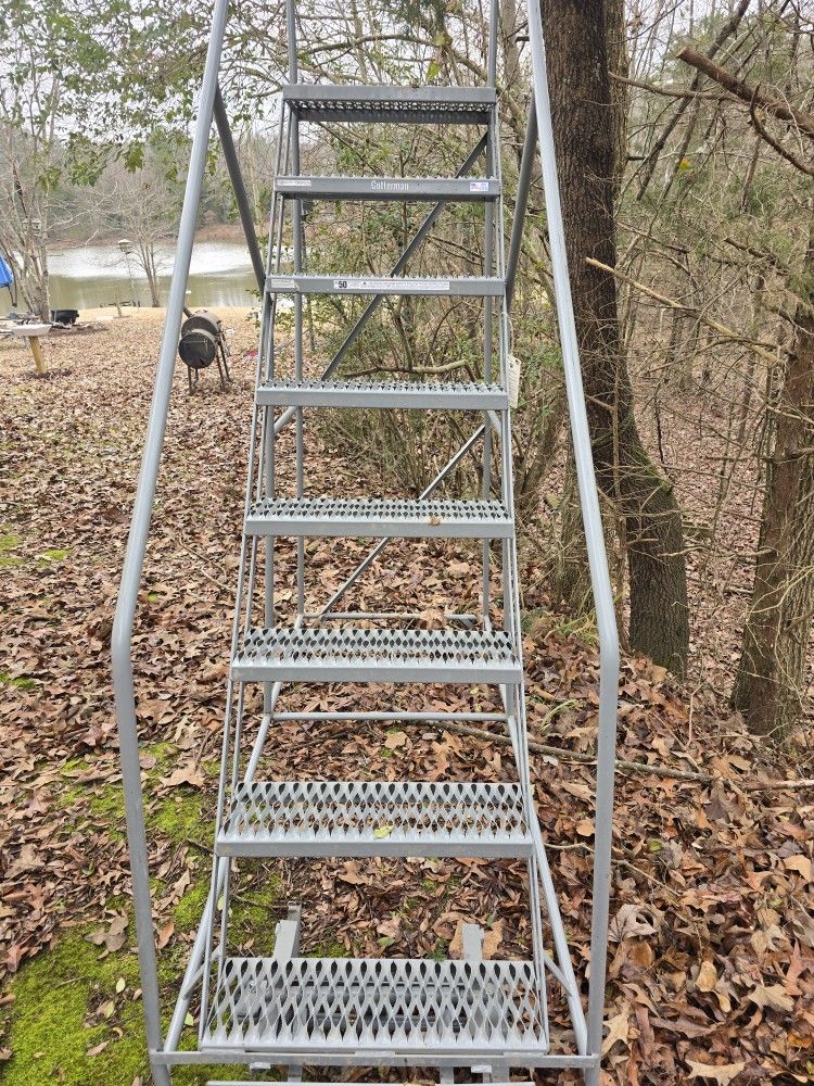 Warehouse Rolling Staircase 8 Step