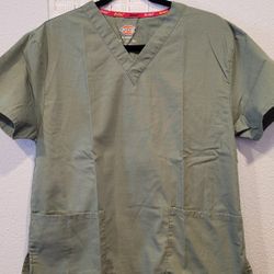 scrubs for women