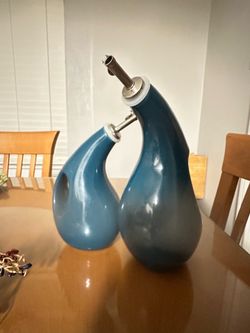 Rachel Ray Blue Ceramic Oil and Vinegar Dispenser Set