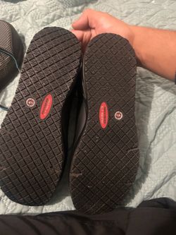 Women's work shoes with steel toe