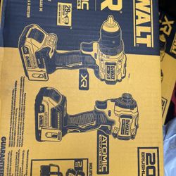 Dewalt 20v Drill Set 
