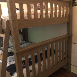 Double Over Double Bunk Beds With One Latex Mattress