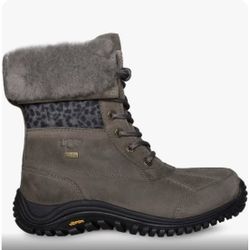 UGG ADIRONDACK II EXOTIC CHEETAH CHARCOAL WATERPROOF Boot US 7 / EU 38 / UK 5