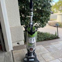 Bissell Pet Eraser Vacuum Cleaner Great For Pet Hair
