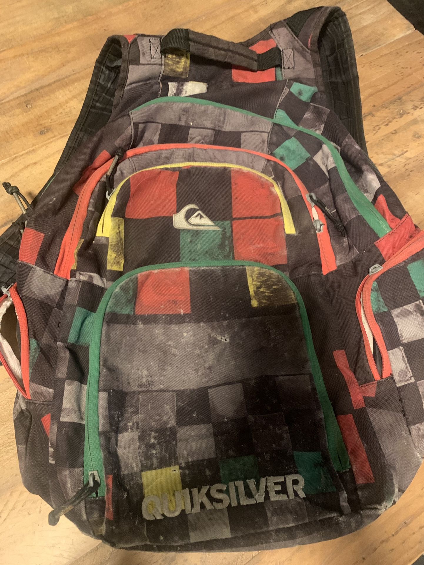 Quicksilver Back Pack Rastafari