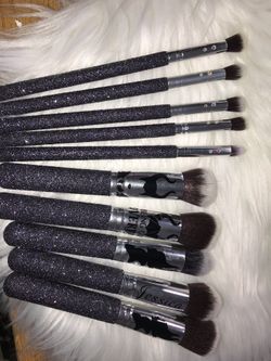 Custom glitter brushes