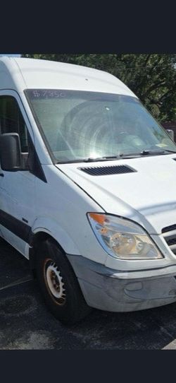 Mercedes-Benz Sprinter Cargo Van