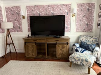 Dog crate/credenza