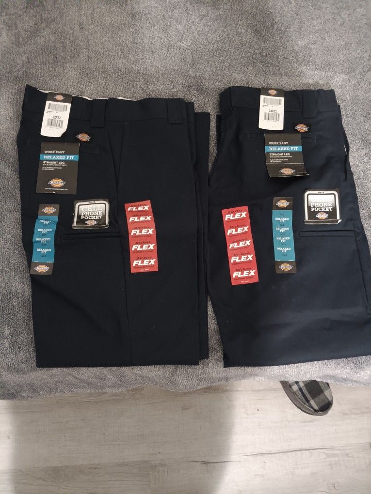 DICKIES PANTS 10 Dlls EACH