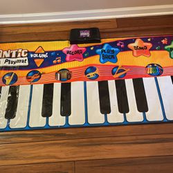 Keyboard/Piano Floor Playmat