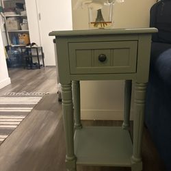 End table