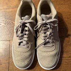 NIKE Men’s Tan Suede Leather Court Visions Low Top Sneaker Sz 11.5