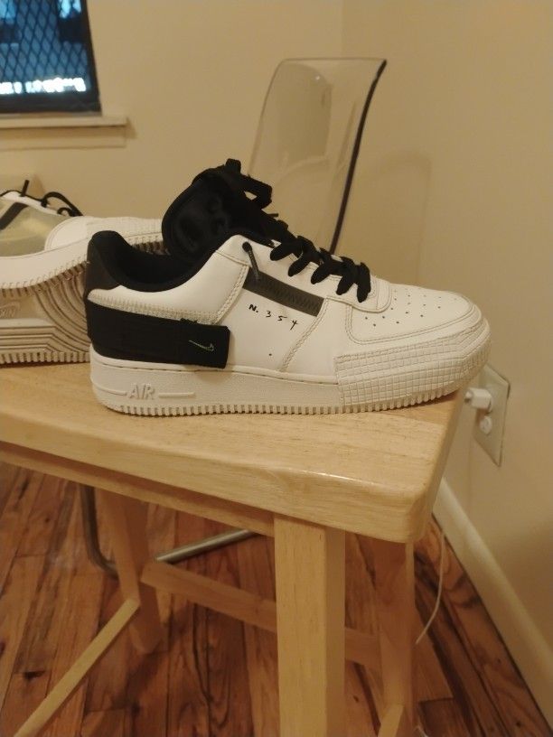 Nike Air Force Sneakers