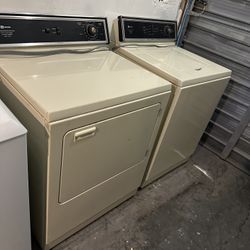 Electric washer and electric dryer set works great. We sell all the time.