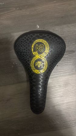Limited edition, Kobe Bryant x throne collab