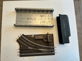 Vintage Lionel train lot. Bridge #314,2666W coal tndr body,switch #5122 027