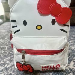 New In Bag/ HELLO KITTY / WOMAN’S / TEENAGER/ YOUTH SIZE BACKPACK/ 