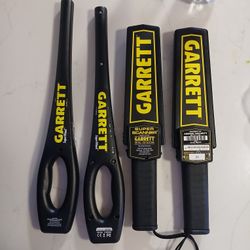 4 GARRET METAL DETECTOR 