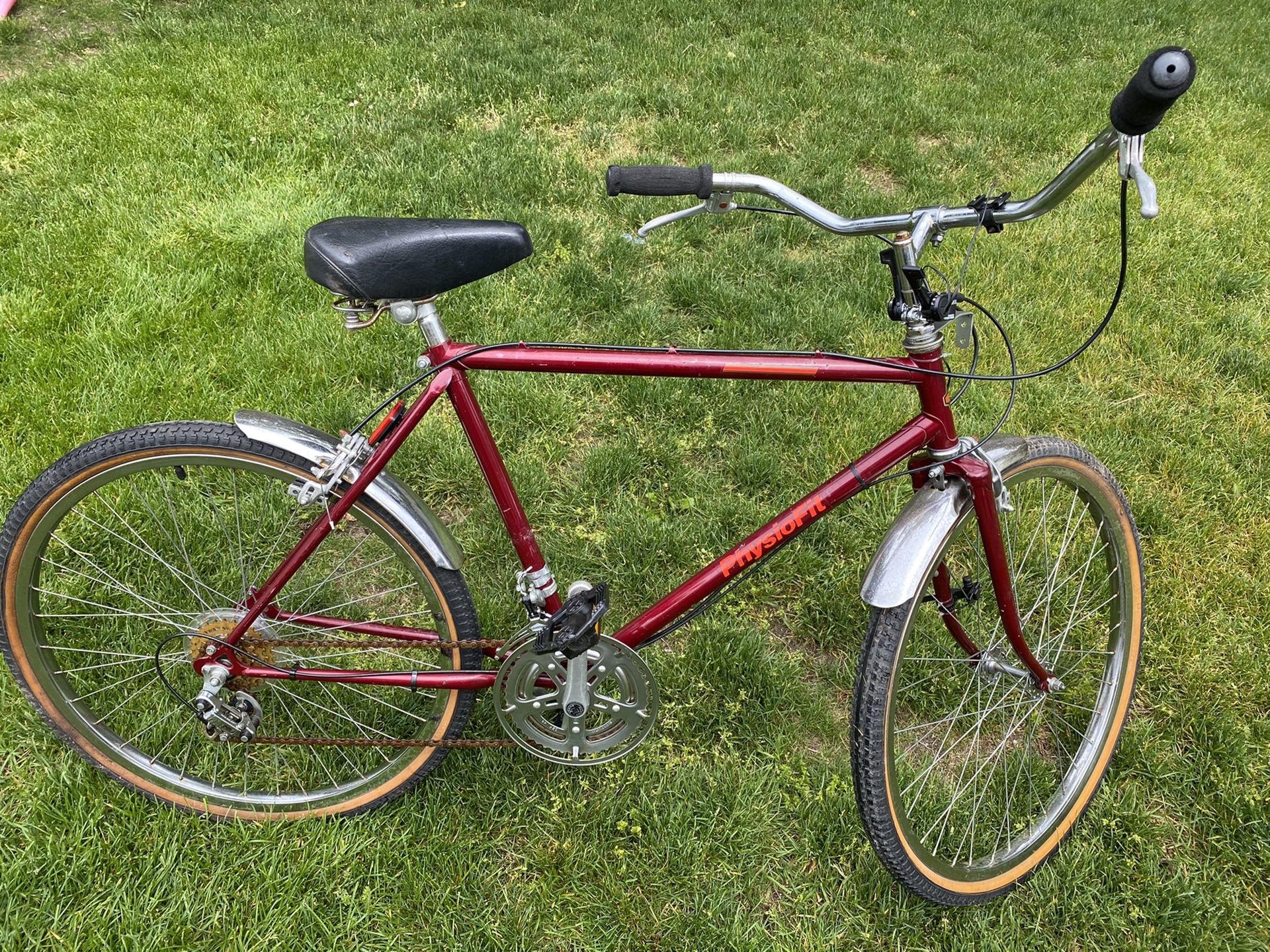 PhysioFit hybrid bicycle ready to ride 20” frame 26” tires