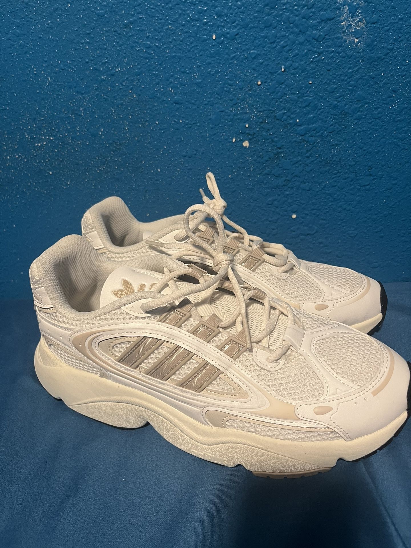 Adidas Ozmillen New Size 10 Men’s Firm On Price 