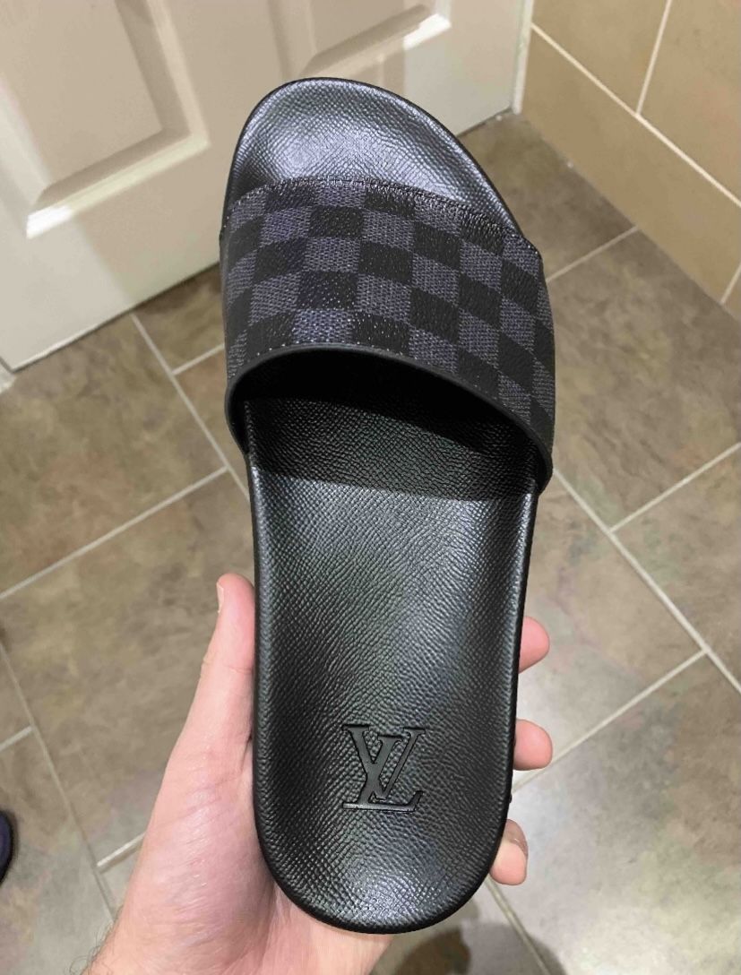 Louis Vuitton Men Sandals Size 11