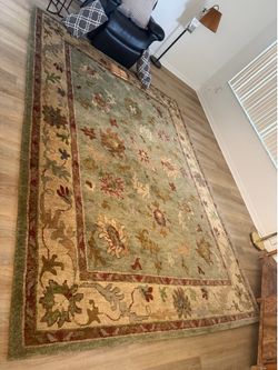 9’ x 12’ Hand-Knotted Wool Oushak Area Rug – Sage Green – Excellent Condition