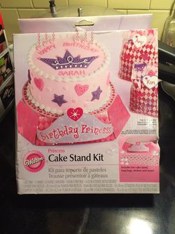 New Wilton Birthday Princess Cake Stand Kit With Treat Bags and Stickers