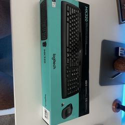 Wireless Logitech Keyboard And Mouse