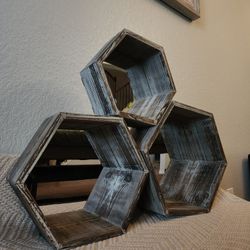 Floating Shelves Mirrored Back 