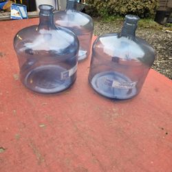 3 gallon water jugs 
