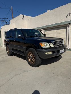 2004 Lexus LX 470