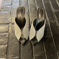 SCHUTZ HATTIE HIGH SANDAL size 6