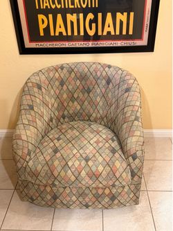 Retro Harlequin Swivel Barrel Chair - Comfy & Unique
