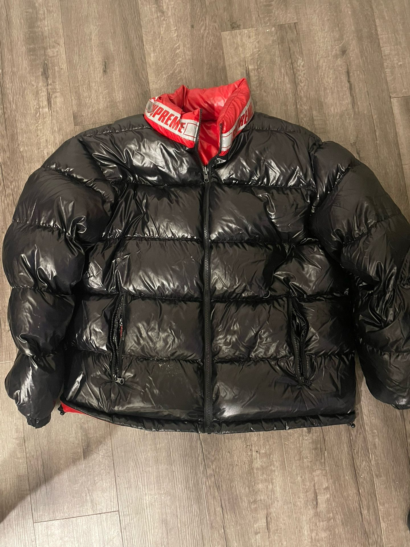 SUPREME PUFFER JACKET SIZE L 